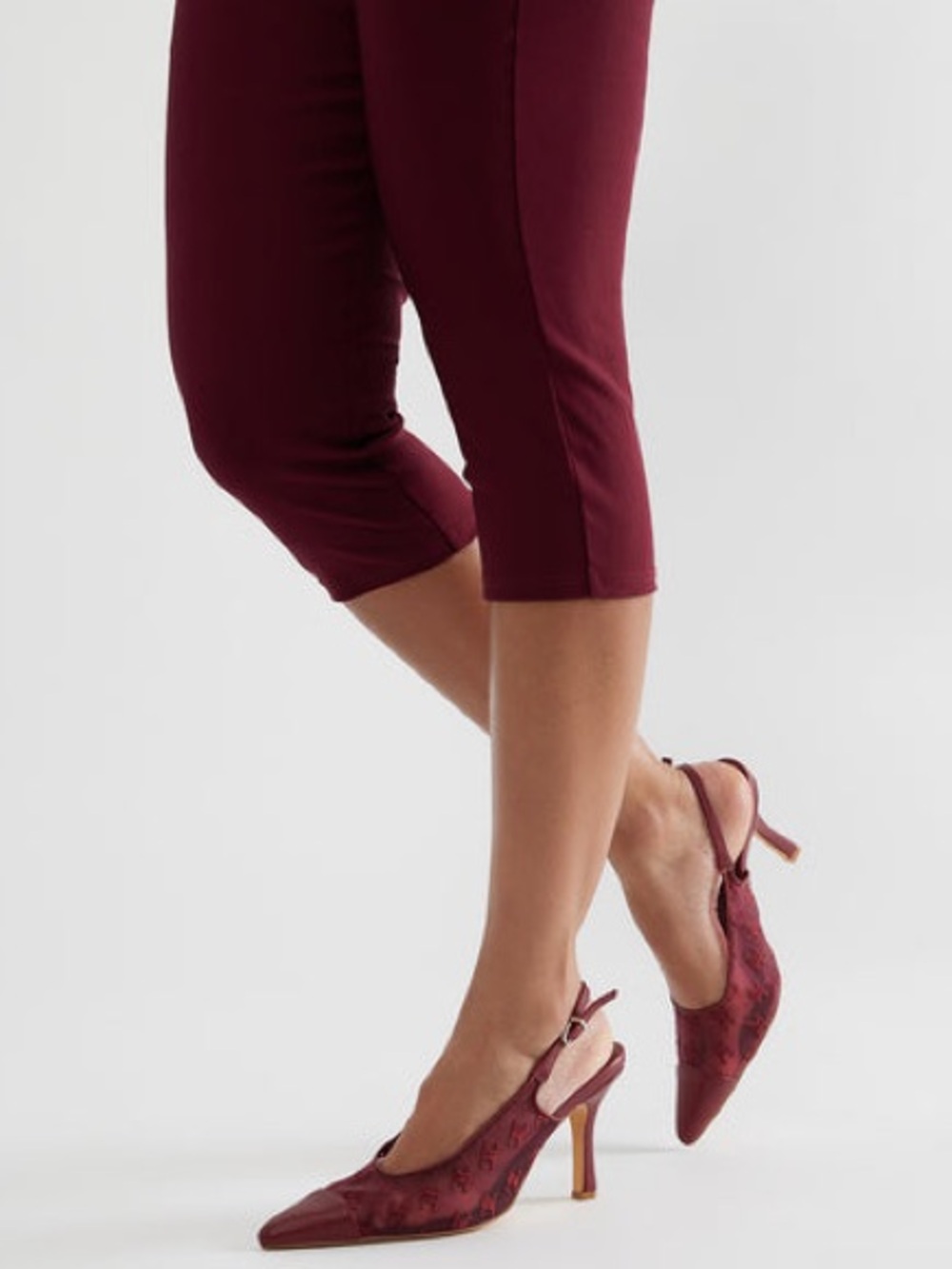 Fashion Nova Pointed Slingback Heels in Burgundy